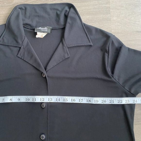 Marallis Black Midi Dress with Buttons and Sleeves - Picture 6 of 9